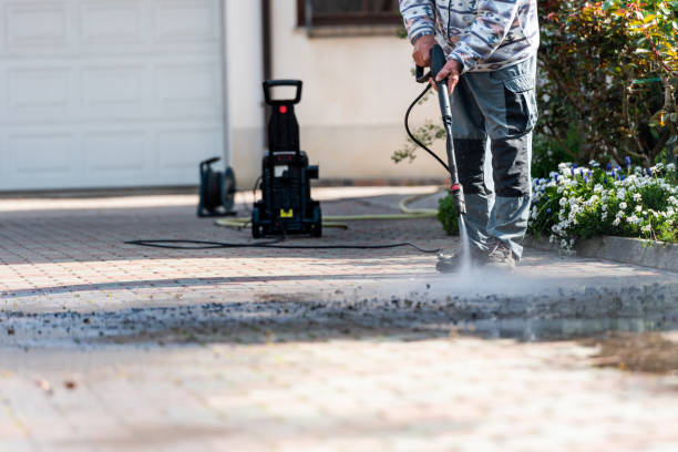 Why Choose Our Certified Pressure Washing Experts for Your Project Needs in Havana, IL?
